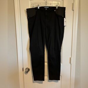 Women’s Black Seven For All Mankind Pants